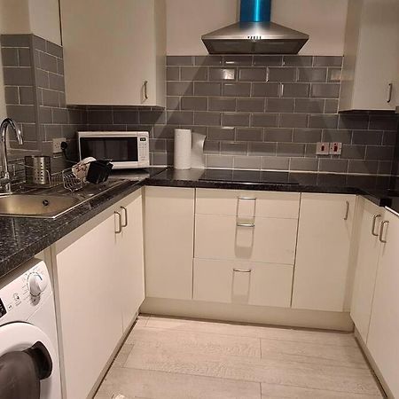 Private 2 Bed Flat Close To Excel & City Airport London Ngoại thất bức ảnh