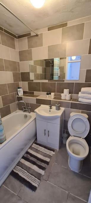 Private 2 Bed Flat Close To Excel & City Airport London Ngoại thất bức ảnh